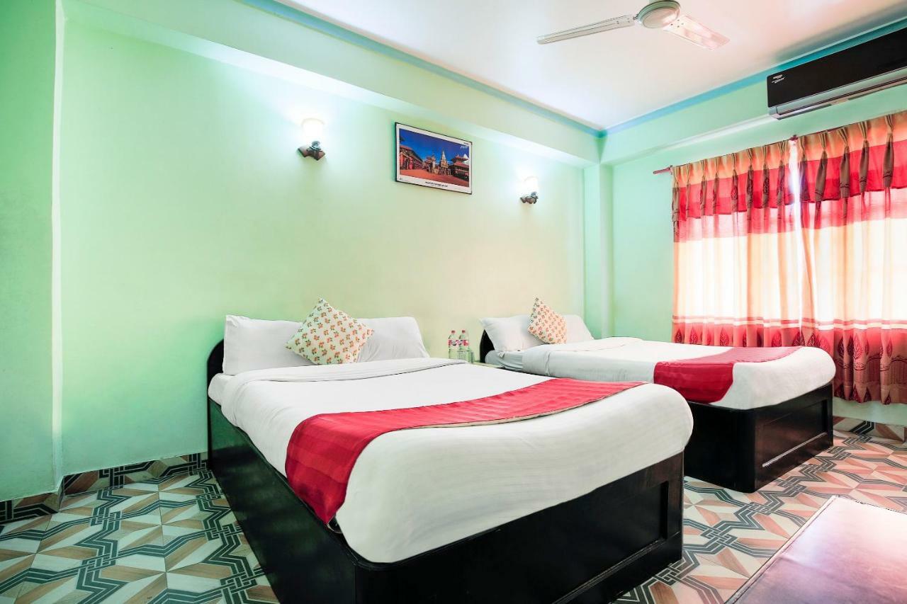 Hotel Rudrakshya Pokhara Eksteriør bilde